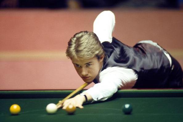 速的防守反 速的防守反