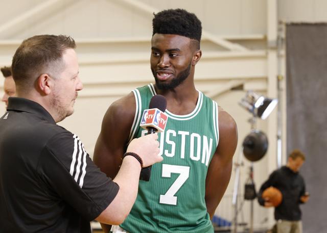 激烈角逐 激烈角逐