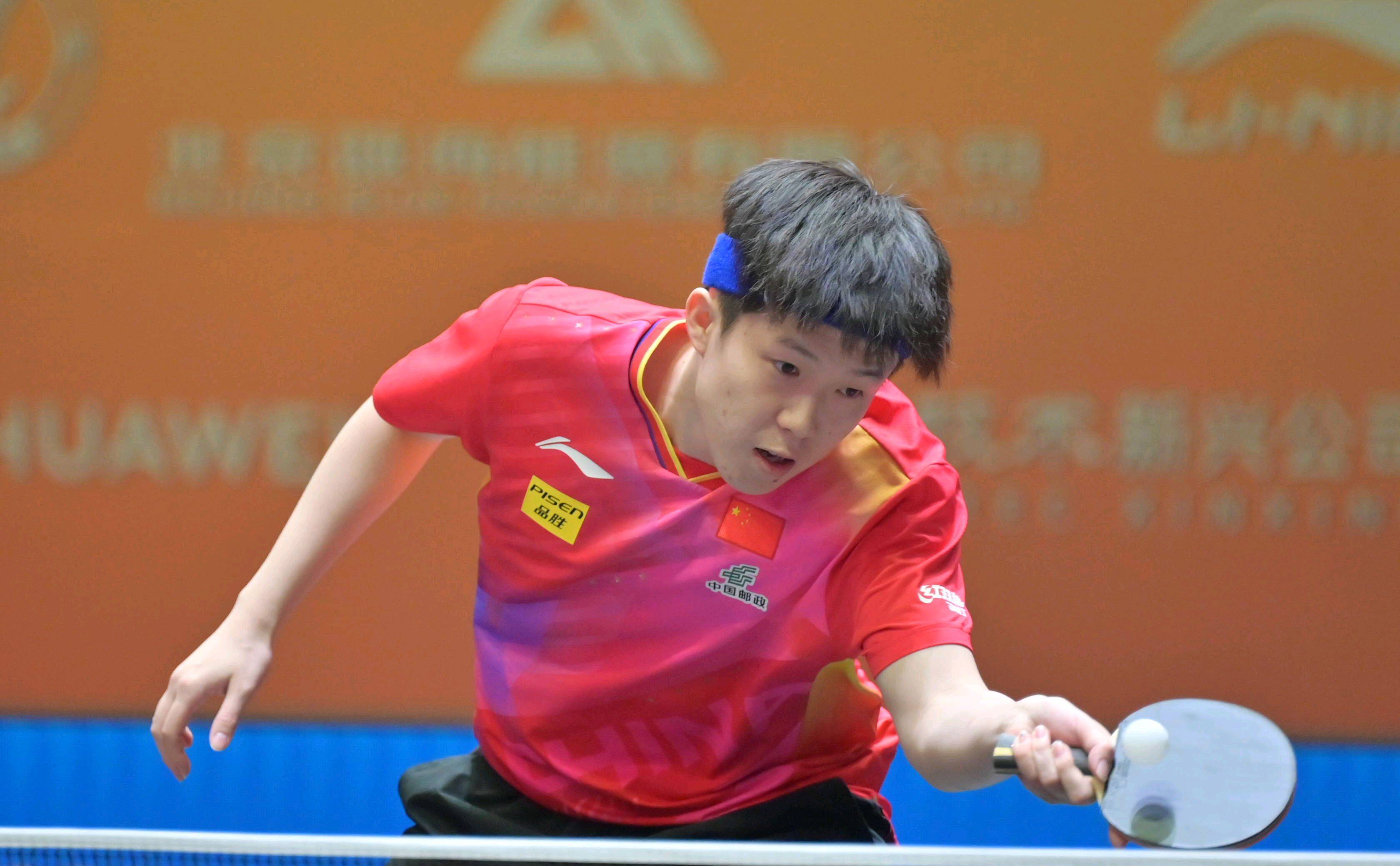 中脱颖而出 中脱颖而出