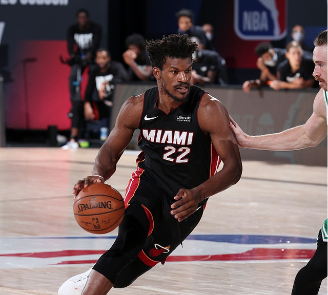 而定位球防 而定位球防